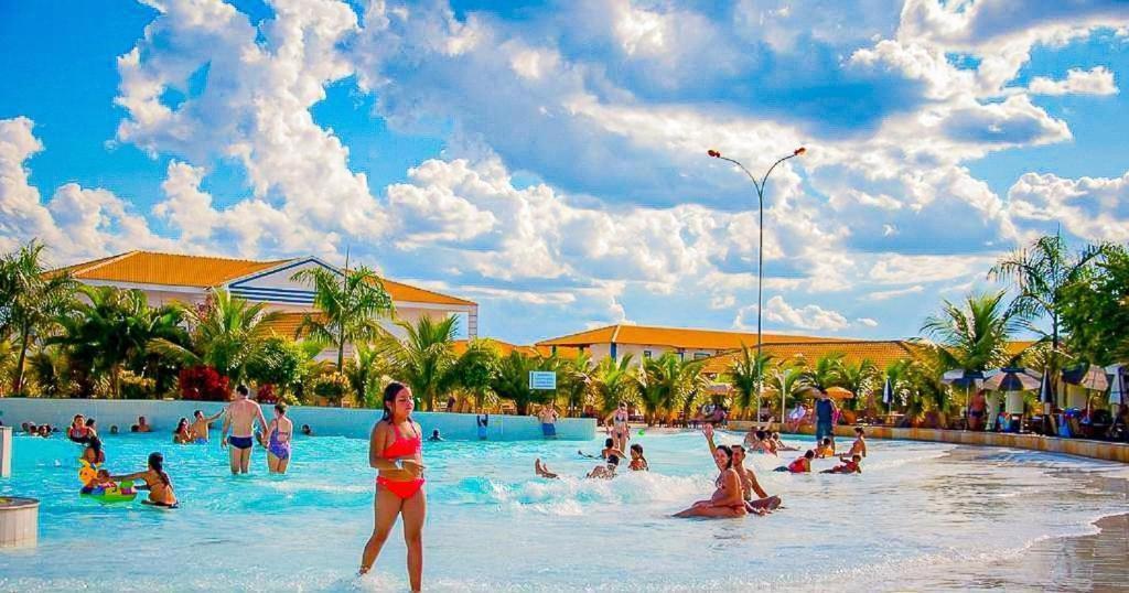L'Acqua Diroma Oficial - Parque Com Piscina De Ondas Exclusiva กัลดัสโนวัส ภายนอก รูปภาพ