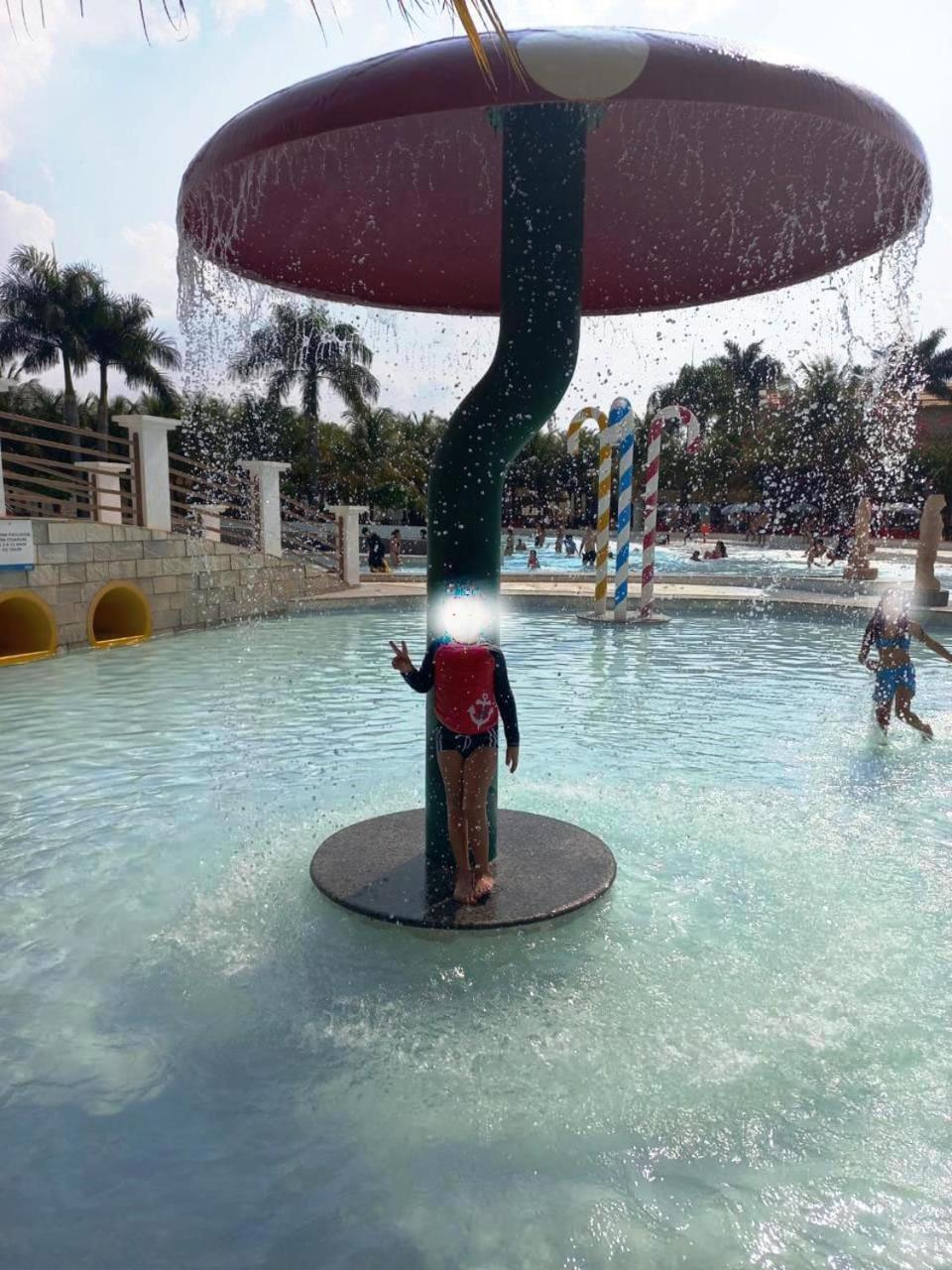 L'Acqua Diroma Oficial - Parque Com Piscina De Ondas Exclusiva กัลดัสโนวัส ภายนอก รูปภาพ